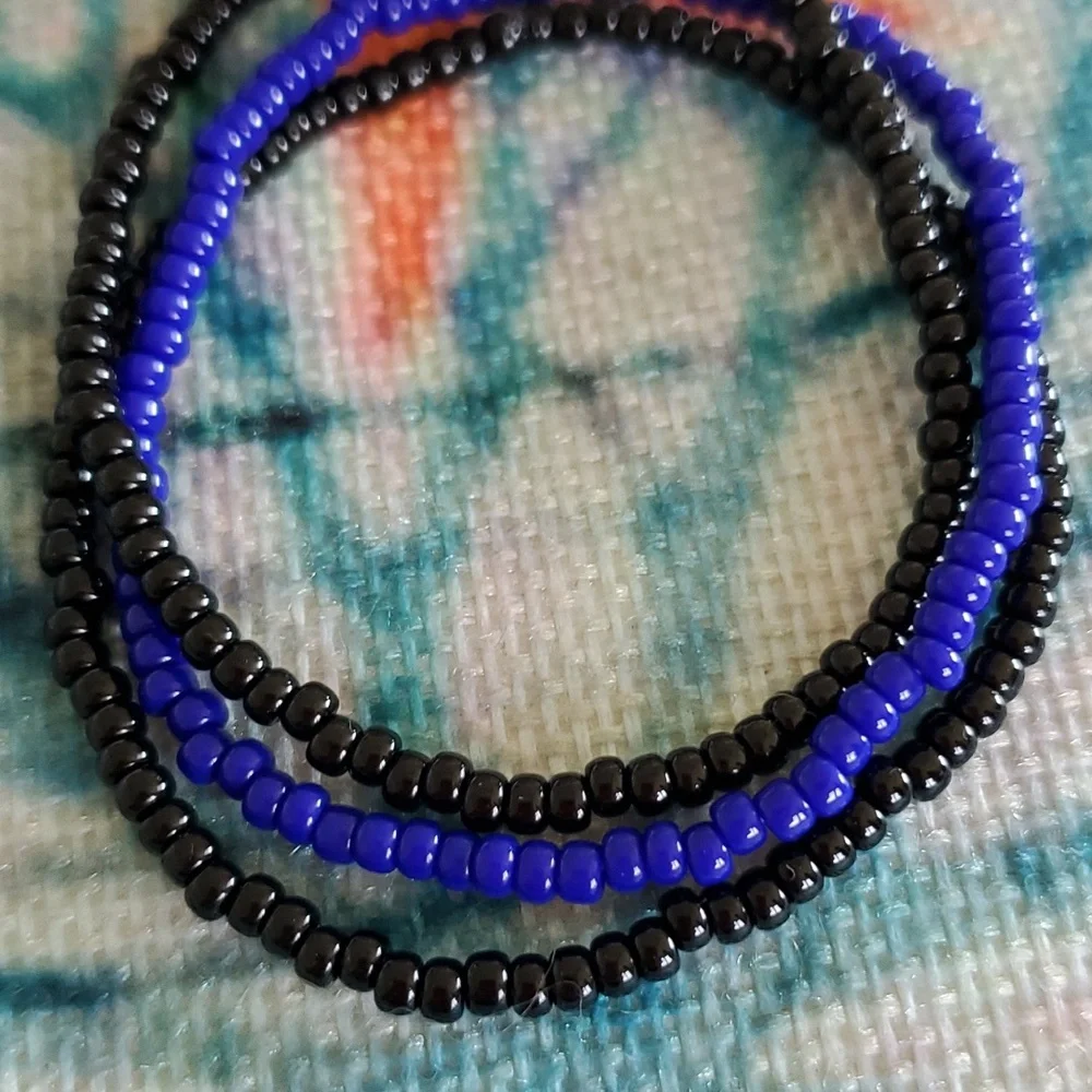 Seed Bead Stack Stretch Bracelets "Blue Line" - Picture 13 of 16